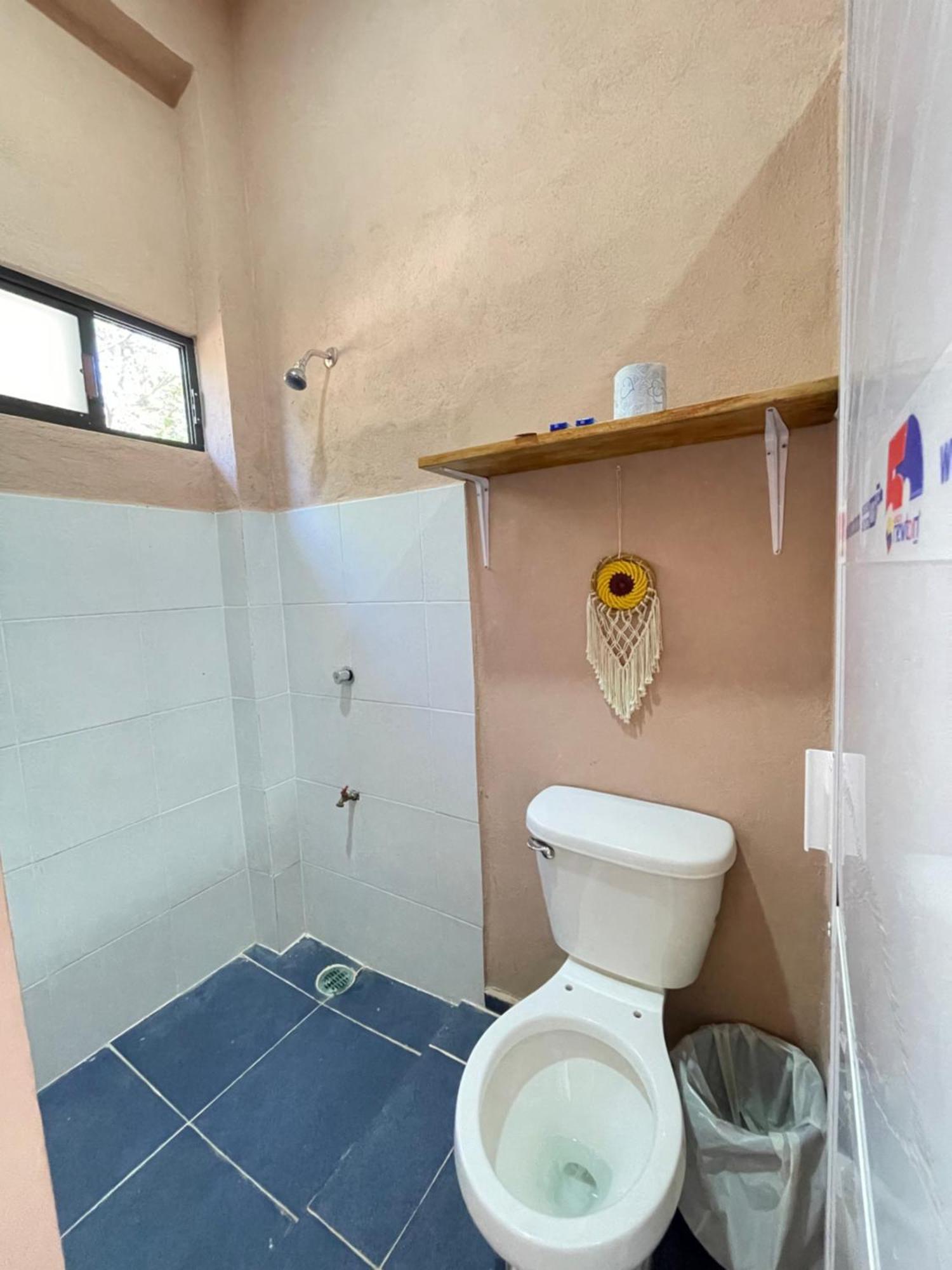Casa Lol-Cab Hotel Valladolid  Bagian luar foto